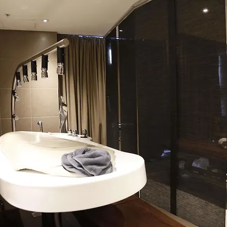 The Sebel Melbourne Docklands Hotel-3